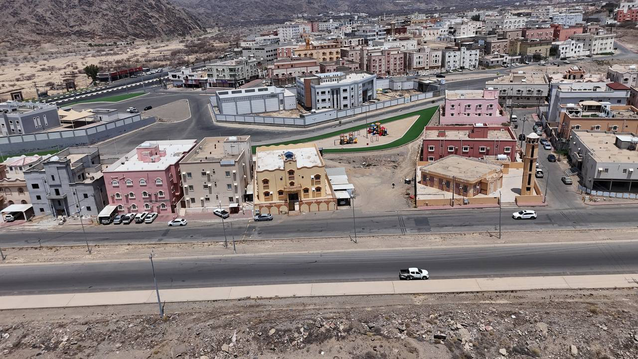 أرض سكنيه